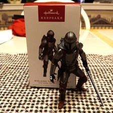 HALLMARK STAR WARS MANDALORIAN WIELDING THE DARKSABER 2024 CHRISTMAS ORNAMENTS