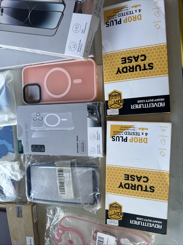 Lot of 12 Phone Cases & Screen Protectors - Image 3 of 4