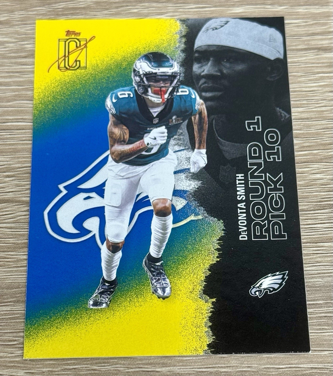 2025 Topps Signature Class DeVonta Smith #94 Blue & Yellow - Eagles