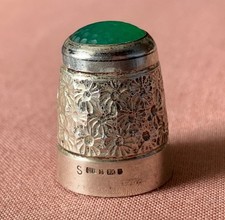 Hallmarked Silver Thimble with Emerald Green Top Made By Swann Thimbles 1987