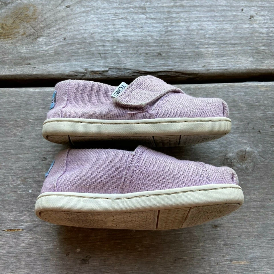 Toms 女孩鞋 5 码浅薰衣草 Periwinkle 一脚蹬 — 第 4/4 张图片