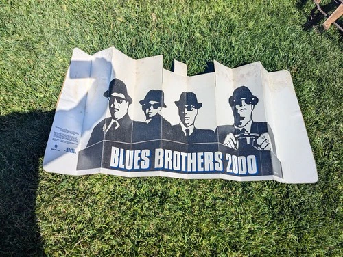 VTG 2000 blues brothers folding cardboard car auto sun shade movie music art