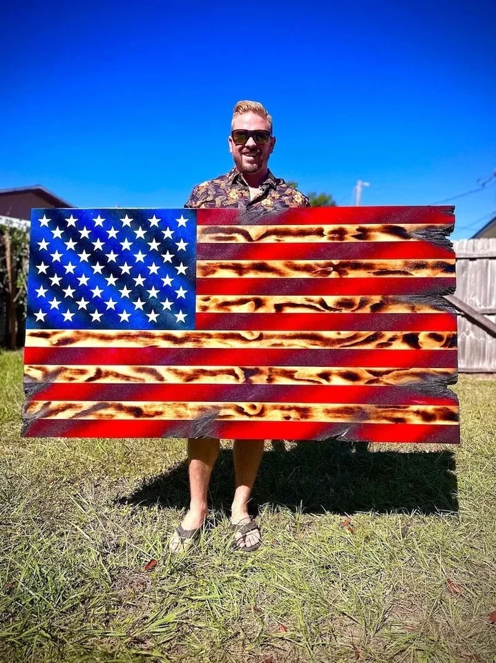 Distressed Designer American Flag, Rustic American Flag, Betsy Ross, Wooden Gift - Image 4 of 4