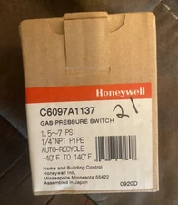 HONEYWELL C6097A1137 / GAS PRESSURE SWITCH / NEW!!! / SHIPS FROM USA 🇺🇸