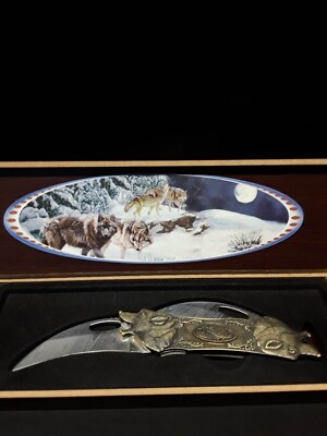 Wolf Knife 2 Blades, In wooden box, Collectors Lockback