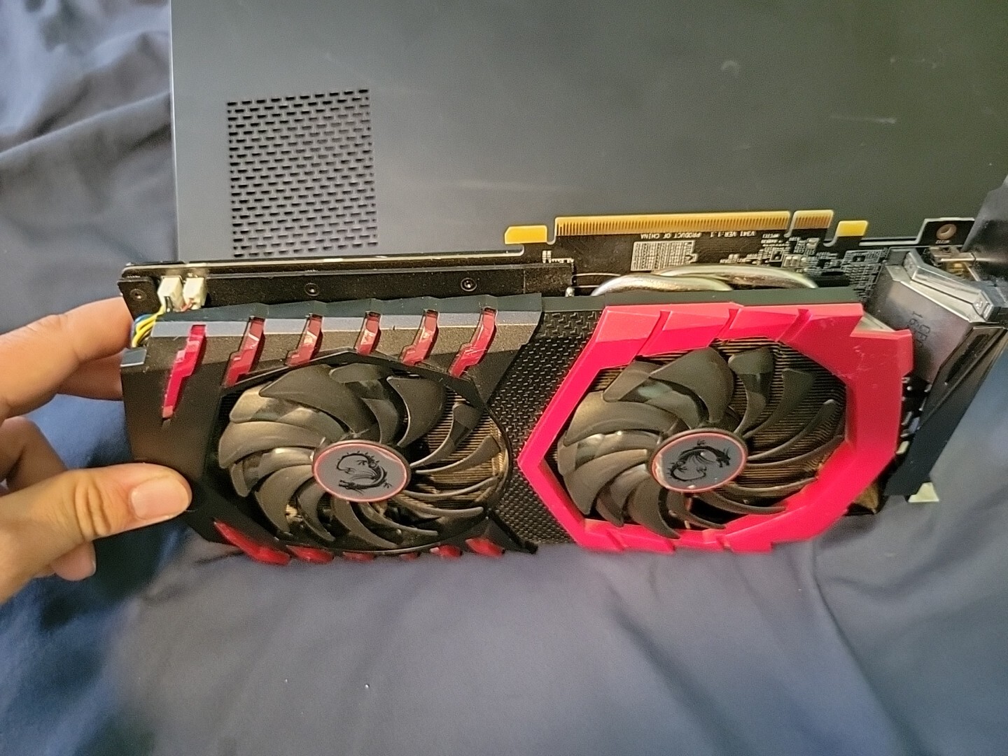 Masterpiece MSI AMD Radeon RX 480 Gaming 8GB Graphics Card with GDDR5 SDRAM and PCI Express 3.0 Technology - Image 2