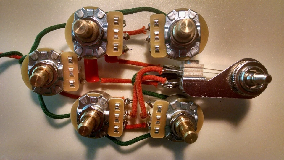 Rickenbacker 340, 350SH, 370 3 Pickup Chitarra Cablaggio 5 Controlli - Mono - Immagine 2 di 4