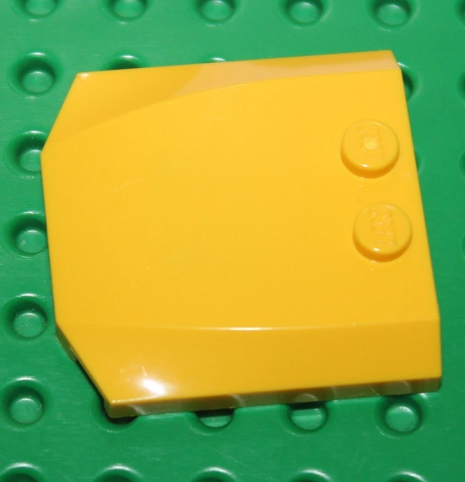Lego Yellow Wedge ref 45677 sets 7747 4852 4888 4667 4404 7900 70814 7633 8113 - Photo 1/1