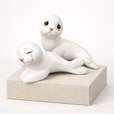 Vintage Seal Figurines Mother & Baby Set White Made In Mexico