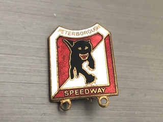 RARE "PETERBOROUGH PANTHERS" SPEEDWAY BADGE IN GOLD TONE. By Reeves & Co