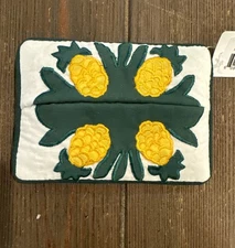 VTG Quilted Pocket Facial Tissue Holder Wallet Pineapple Embroidered Appliqué