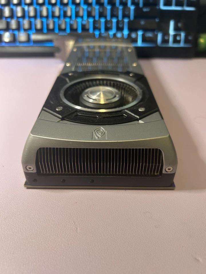 NVIDIA GeForce GTX 780 3GB GDDR5 Graphics Video Card 699-12083-0020-600 - Image 4 of 4