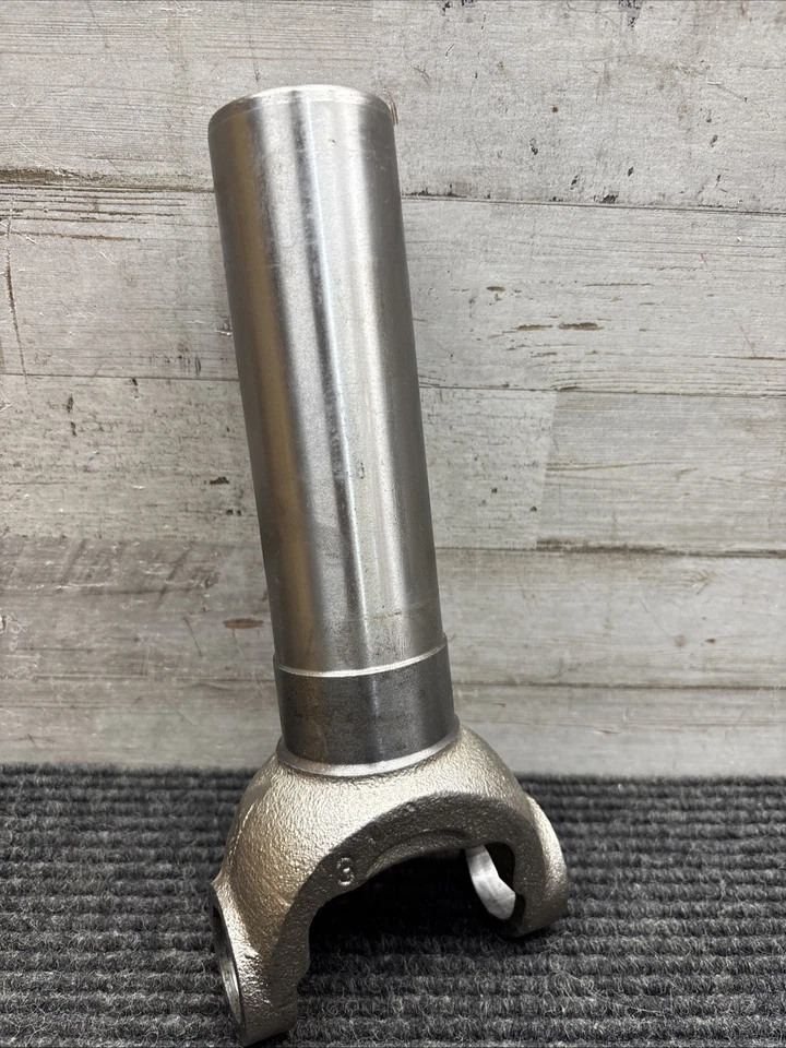 Dorman 697-611 Transmission Yoke - Image 2 of 4