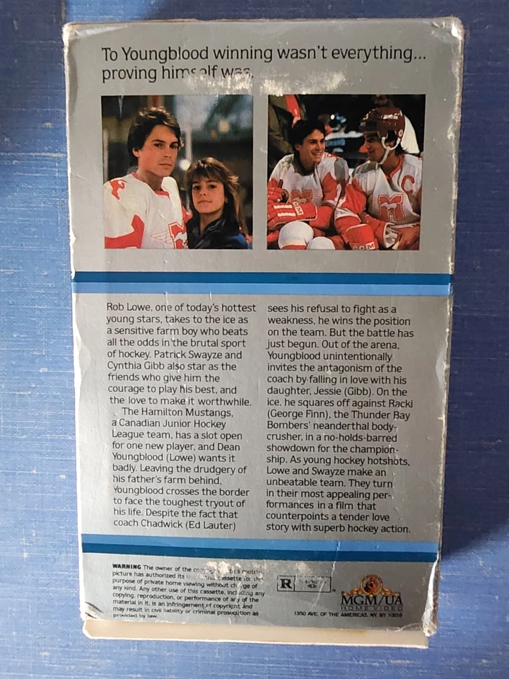 YOUNGBLOOD PATRICK SWAYZE ROB LOWE KEANU REEVES VHS BIG BOX 1986 1ST ED 1986 MGM Foto 2 de 4