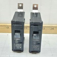 2 SIEMENS 20 AMP BOLT-ON CIRCUIT BREAKERS 120/240 VAC 1 POLE B120 LOT OF 2