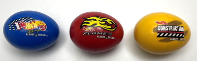 Hot Wheels - Planet Micro #21934 - 3 Eggs - Racing/Flames
