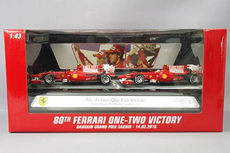 Mattel MT7423V 1/43 Ferrari F10 2010 Bahrain GP #8 Alonso #7 Massa Set Di 2 - Immagine 4 di 4