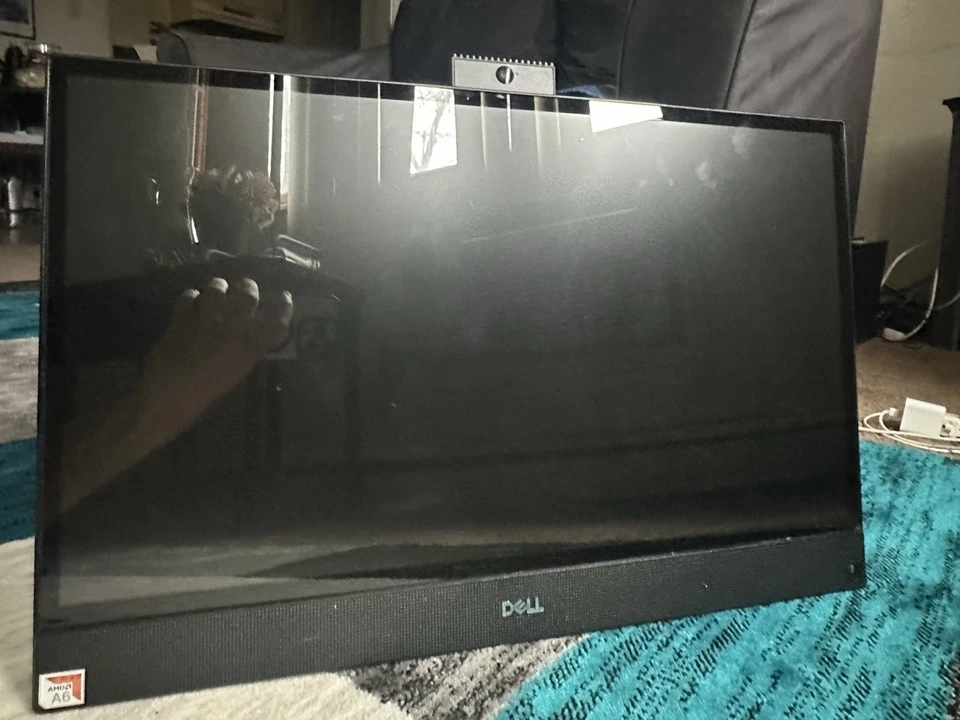 Computadora de escritorio Dell Inspiron 3275 todo en uno con pantalla táctil de 21,5” (excelente estado) Foto 4 de 4