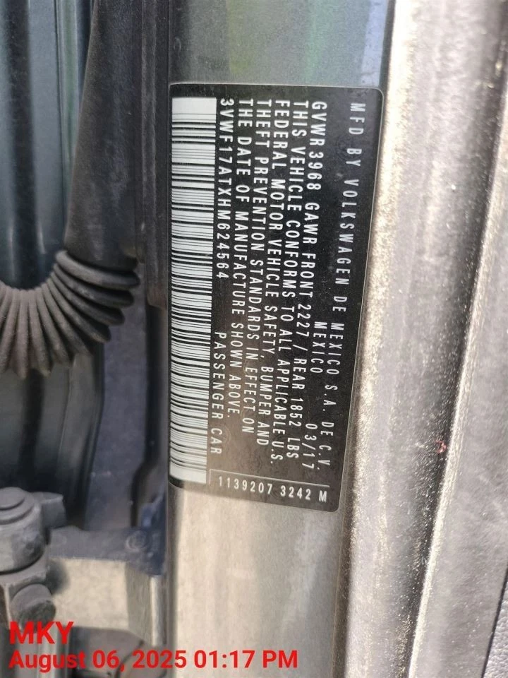 BLK LEFT FRONT DOOR TRIM PANEL 2013 VOLKSWAGEN BEETLE Foto 3 de 4