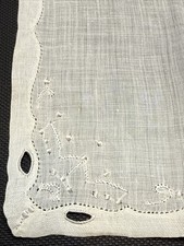 VINTAGE Handkerchief Hankie 1950s MADEIRA EMBROIDERY TAG NEW White On White