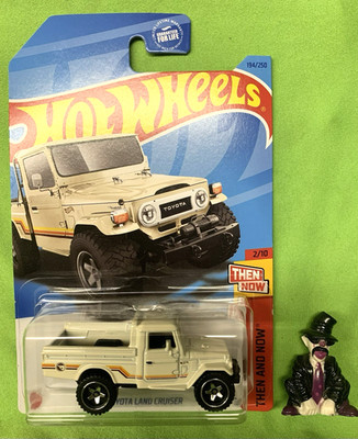 2023 TREASURE HUNT HOT WHEELS::TOYOTA LAND CRUISER::THEN AND NOW 2/10  
