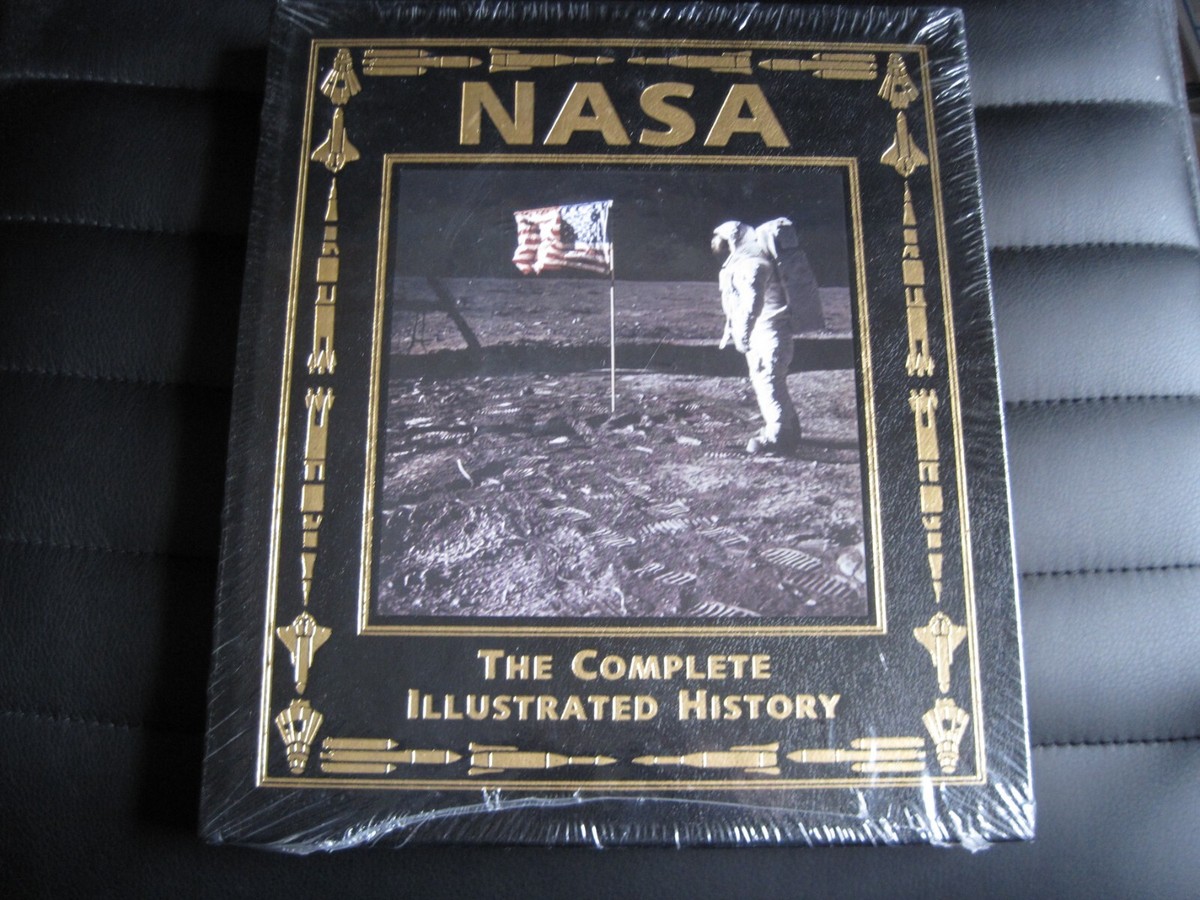 BUZZ ALDRIN SIGNED - NASA THE COMPLETE ILLUSTRATED HISTORY EASTON 