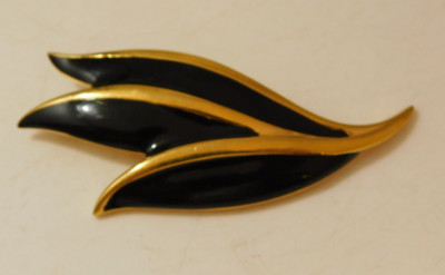 Vintage Napier Schwarze Emaille Blatt Goldton Brosche Pin 9B 88