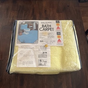 Vtg Monsanto Yellow Bath Carpet ~ Wall To Wall 5’ X 6’ NOS 