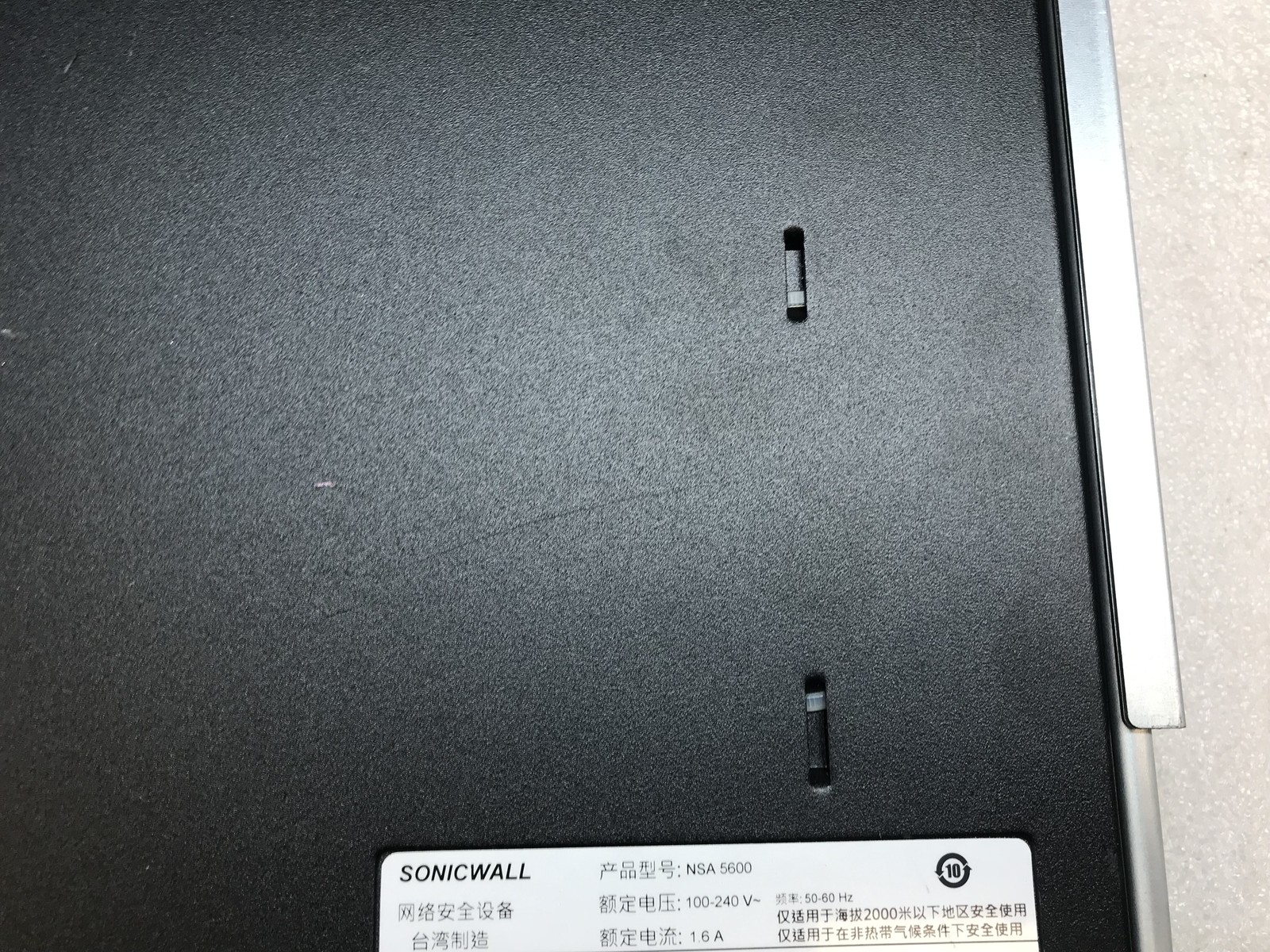 как выглядит Dell SonicWALL NSA 5600 Firewall Reset Unregistered 12xGbE 4xSFP 2x10GbE фото