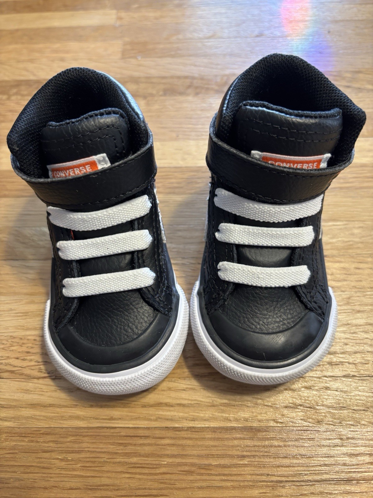 Converse Infant/Baby Size 2 Chuck Taylor All Star High Top Black Leather shoes