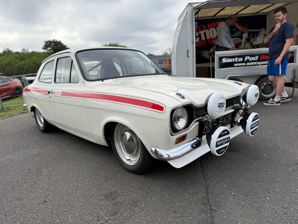 FORD ESCORT MK 1 HOTROD CHEVY V8 LS