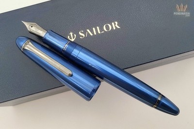 SAILOR 1911 LARGE CLASSIC RINGLESS METALLIC SIMPLY BLUE FOUNTAIN PEN MAGNIFICENT