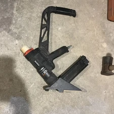 Banks Flooring Air Nailer Stapler 2-In-1 For Hardwood Floor Installation Tool
