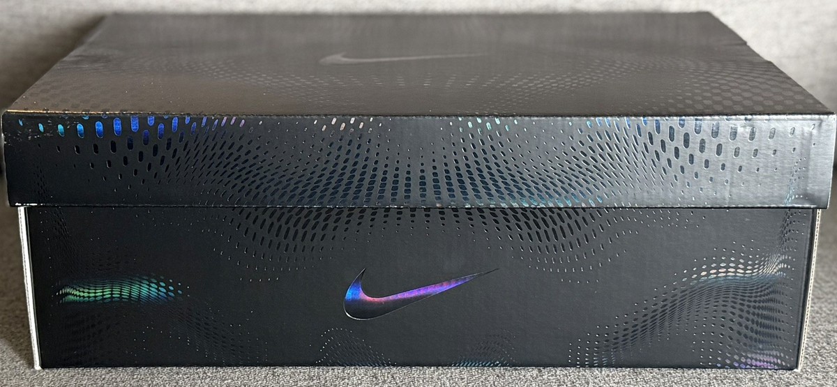 Size 10 Men’s Nike Air Liquid Max Black Green Apple Fast Ship — product photo 9 of 11