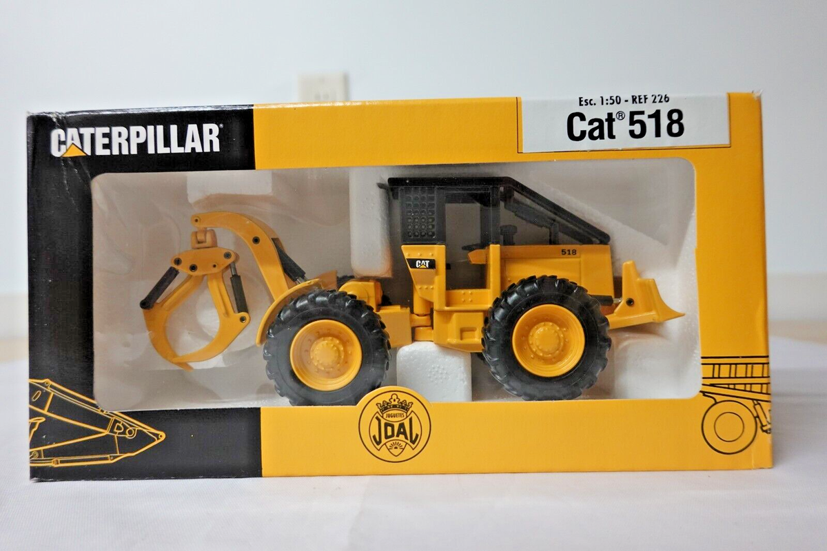 JOAL 226 CATERPILLAR 518 GRAPPLE SKIDDER 1:50 Scale