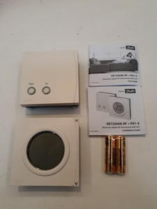 Danfoss Room Thermostat RET2000B-RF - New in Box | eBay