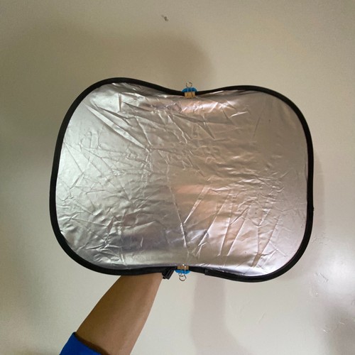 Small Foldable Silver Light Reflector For Photographer Outdoor With Bracket - 第 6/8 張圖片