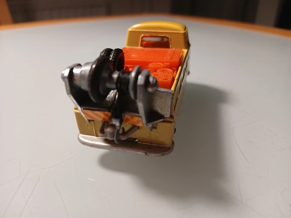 Corgi 490 Volkswagen Breakdown Truck good original unboxed - Image 4 of 4