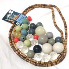 Vintage Beads Wood and Plastic Jewelry Making Mixed Lot A82