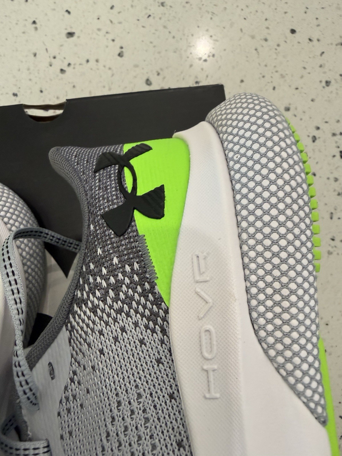 NEW MENS UNDER ARMOUR SZ 8.5 SHOES HOVR TURBULENCE thumbnail 7