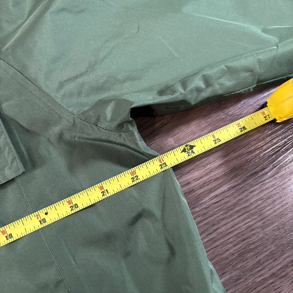 Hunter x Target Rain Jacket Men's Size Medium Green Hood Storage Pouch Pullover - Image 3 of 4