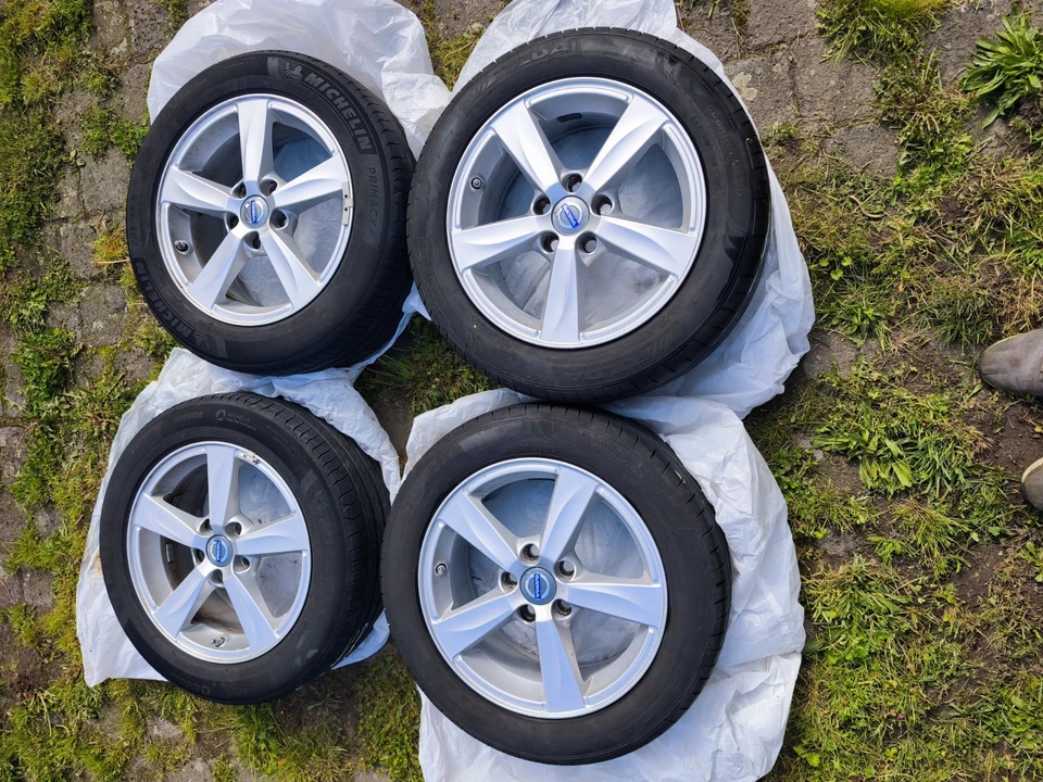 4x Original Volvo Felgen 16 Zoll +Reifen 205/55 - Bild 1 von 4