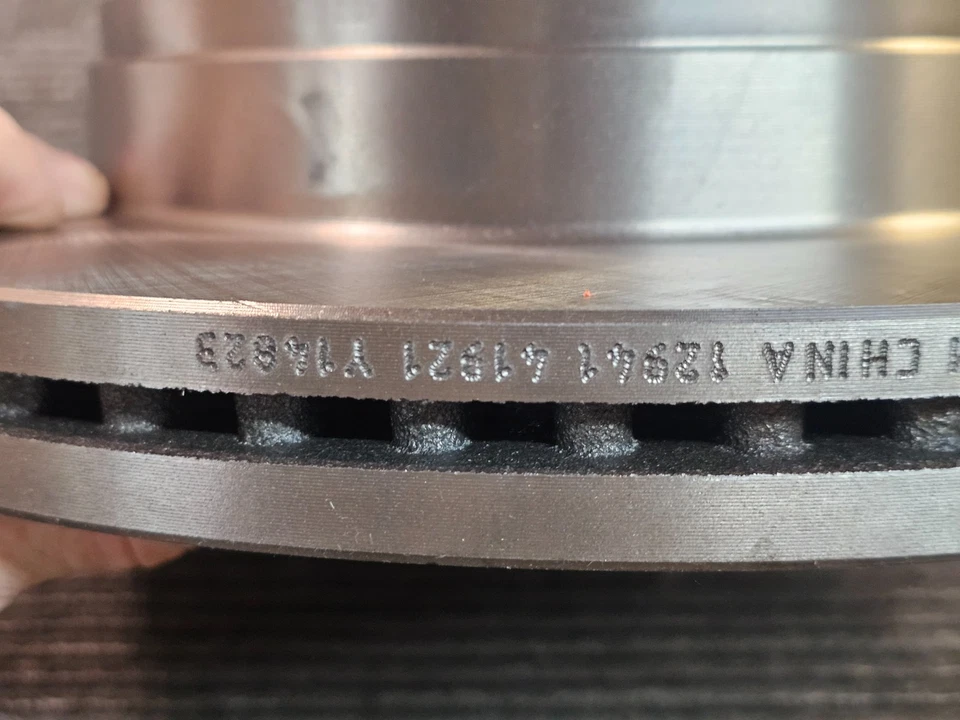 Rotor de freno delantero Raybestos 780073R ventilado liso para Chrysler Aspen 2007-2009 Foto 4 de 4