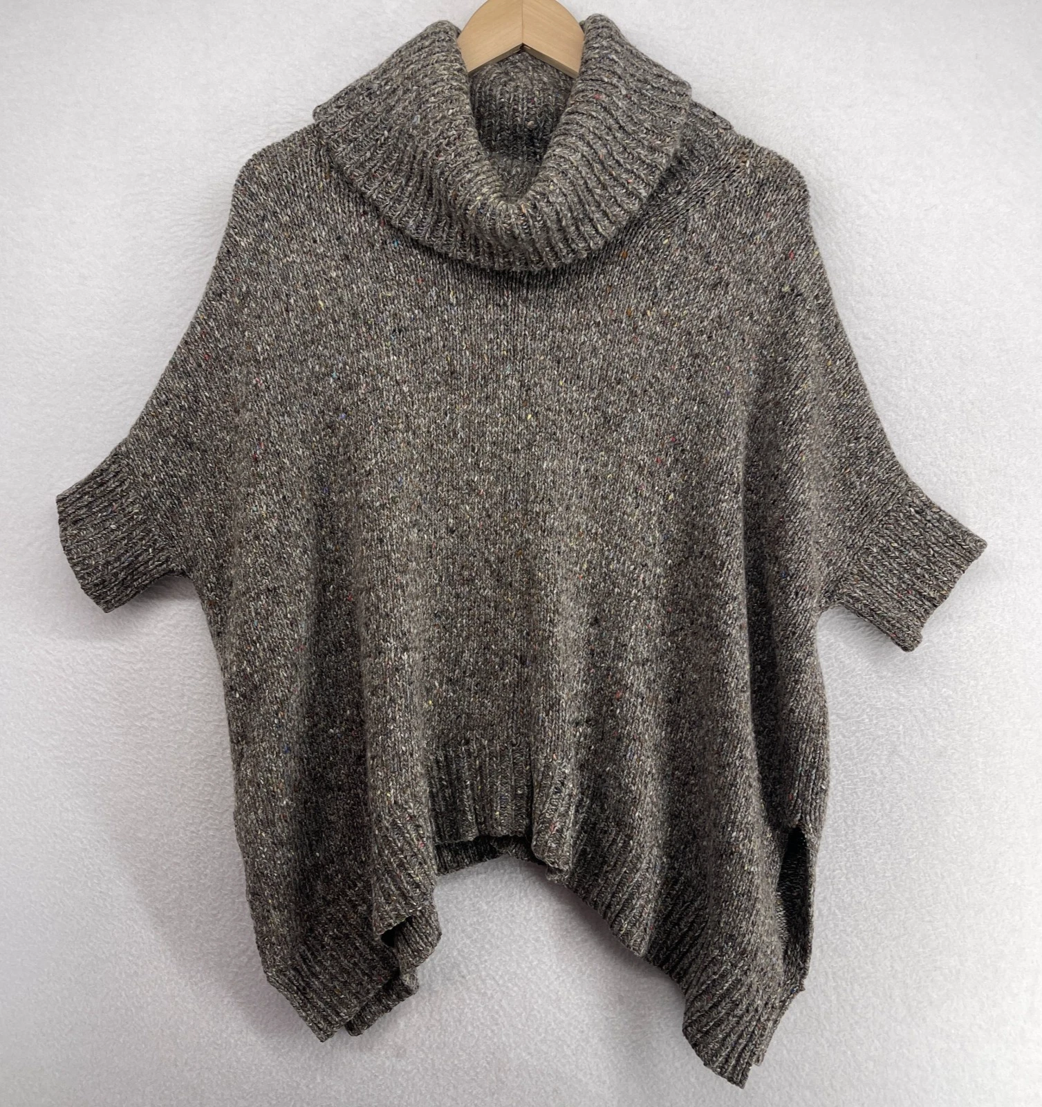 THEORY Sweater Womens M Wool Cashmere Marled Poncho Turtleneck Dolman Gray Brown