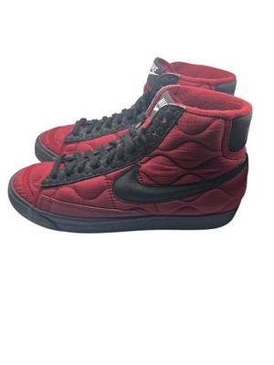 Nike Women's SZ 9 Blazer Mid '77 Sneakers Quilted Red Upper With Black Sole-959