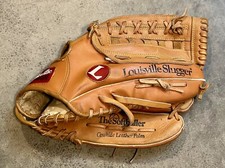 Louisville Slugger Glove Model KHBG9 13.3 Inch The Softballer Right Hand Thrower