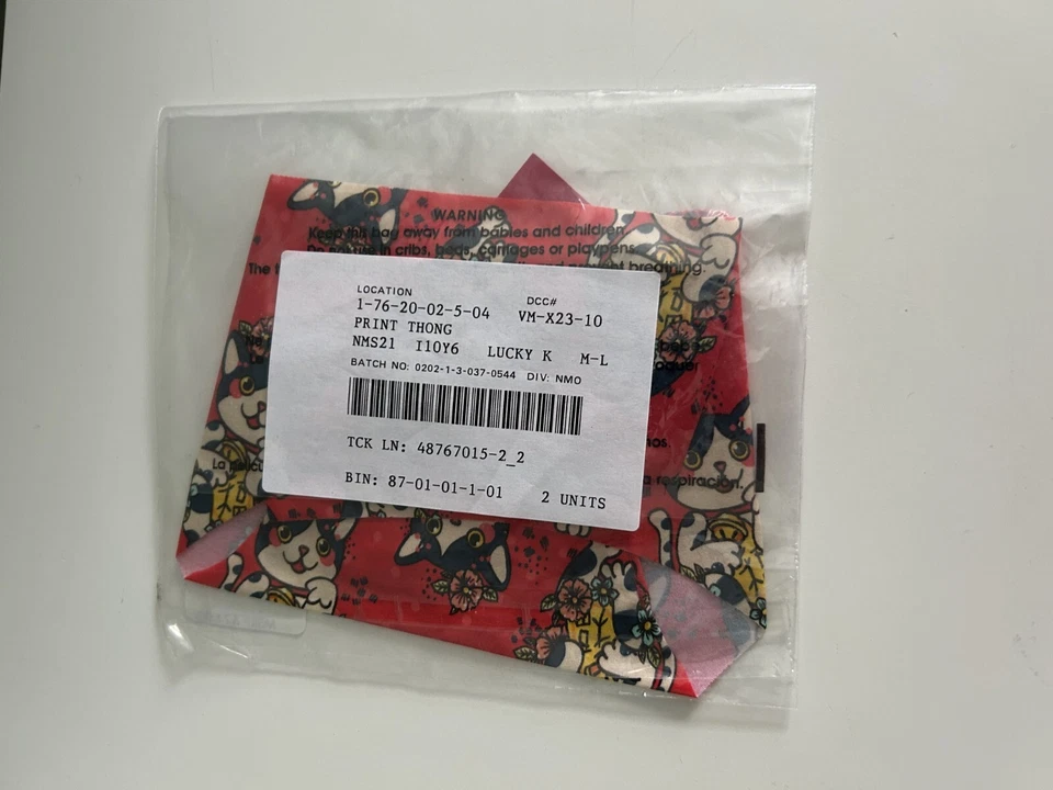 Commando Printed Thong Low-Rise Thong, Lucky Kitty, Size M/L, NWT - Image 3 of 4