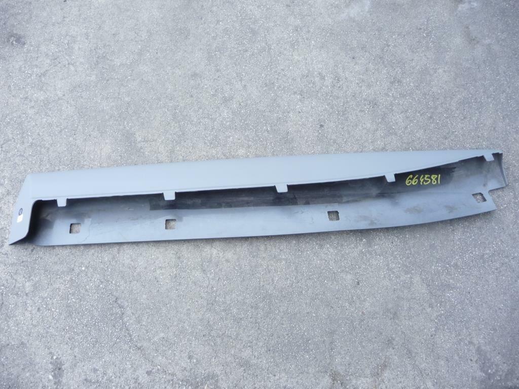 16-19 McLaren 570S Right Pass Sill Rocker Panel Cover 13A5792CP 13A5697CP OEM