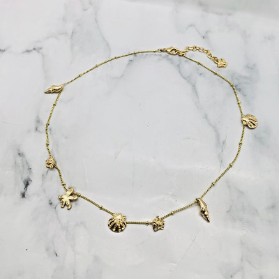 Auth VERSACE Gold Tone Shell Charm Necklace - Pre owned / LO5232