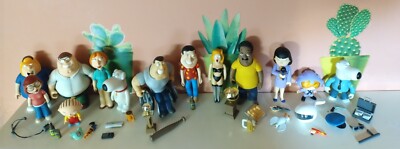 Mezco Family Guy Peter Lois Stewie Brian Meg Chris Quagmire Joe Cleveland Tricia